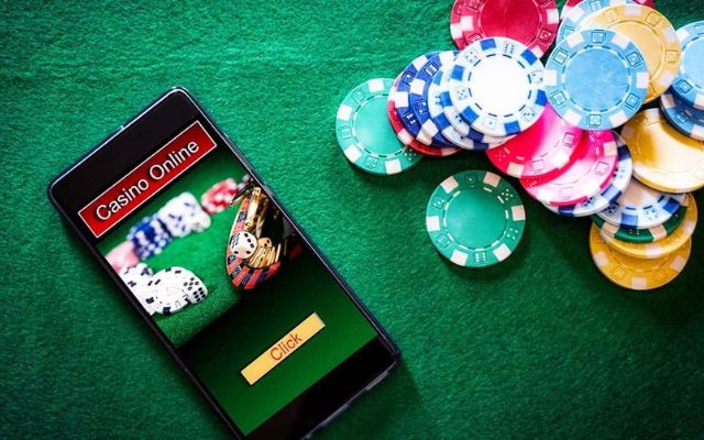 Có nên chơi cờ bạc online không?